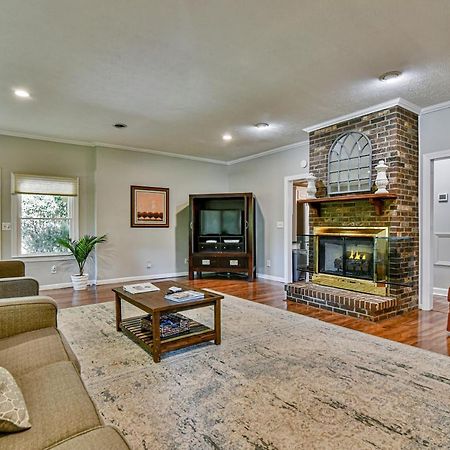 South Asheville Home With Hot Tub Just 11 Miles To Downtown المظهر الخارجي الصورة