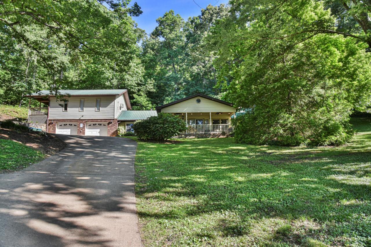 South Asheville Home With Hot Tub Just 11 Miles To Downtown المظهر الخارجي الصورة