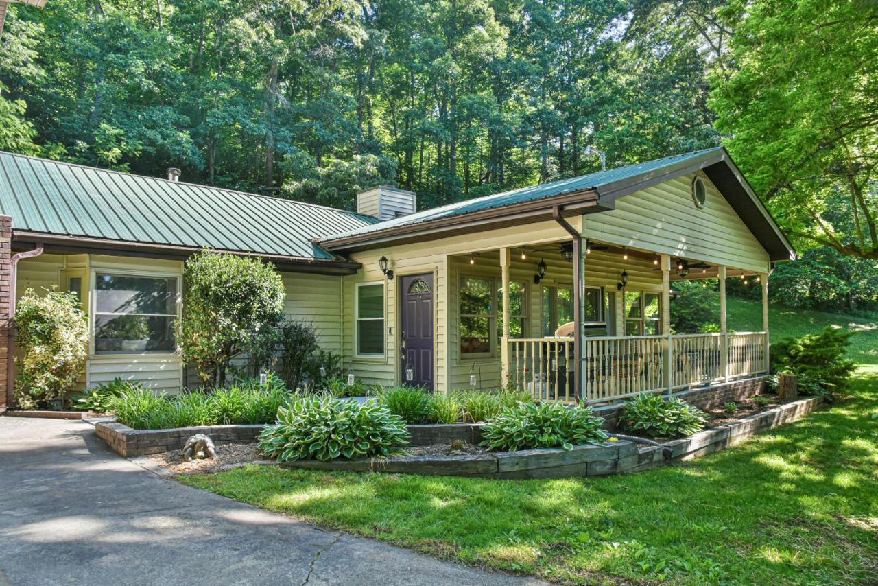 South Asheville Home With Hot Tub Just 11 Miles To Downtown المظهر الخارجي الصورة